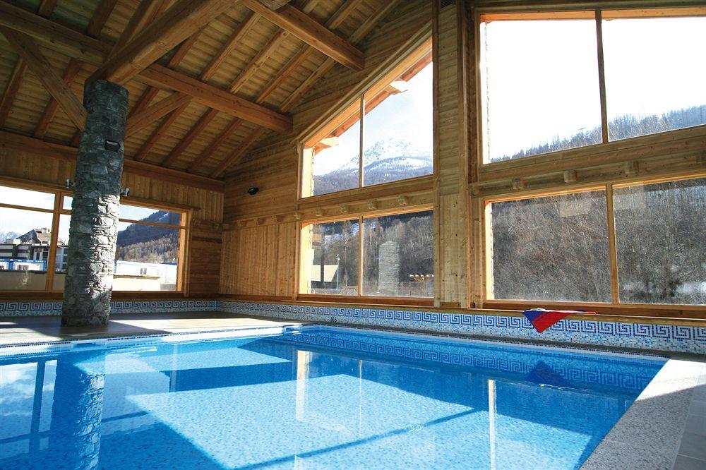 Lagrange Vacances Le Hameau Du Rocher Blanc แซร์ เชอวาลิเยร์ ภายนอก รูปภาพ