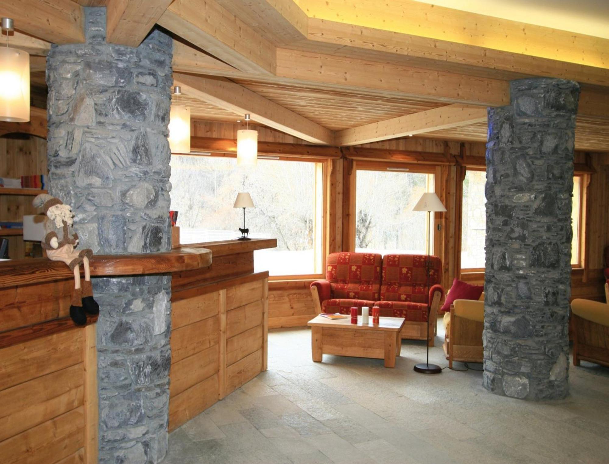 Lagrange Vacances Le Hameau Du Rocher Blanc แซร์ เชอวาลิเยร์ ภายนอก รูปภาพ