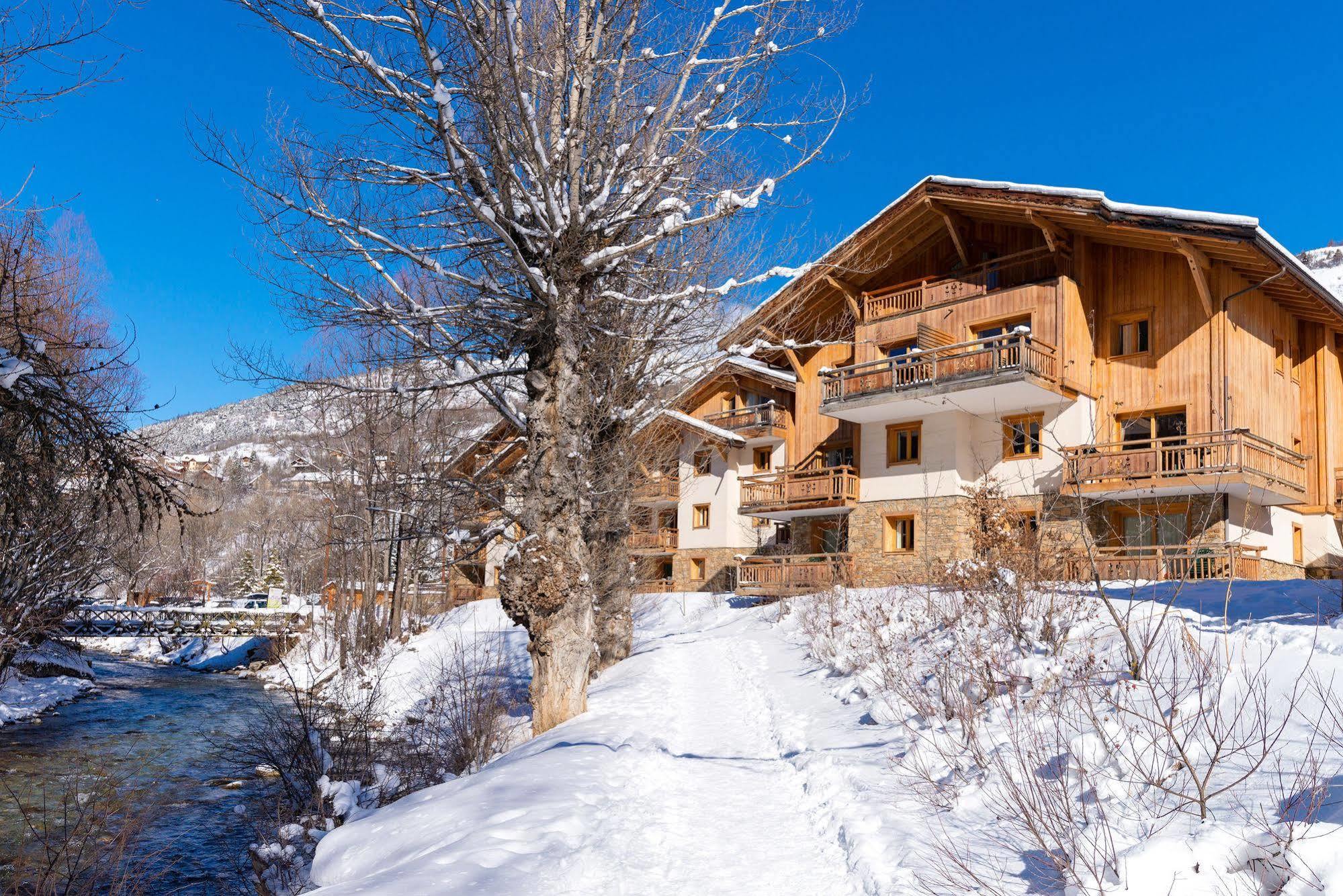 Lagrange Vacances Le Hameau Du Rocher Blanc แซร์ เชอวาลิเยร์ ภายนอก รูปภาพ