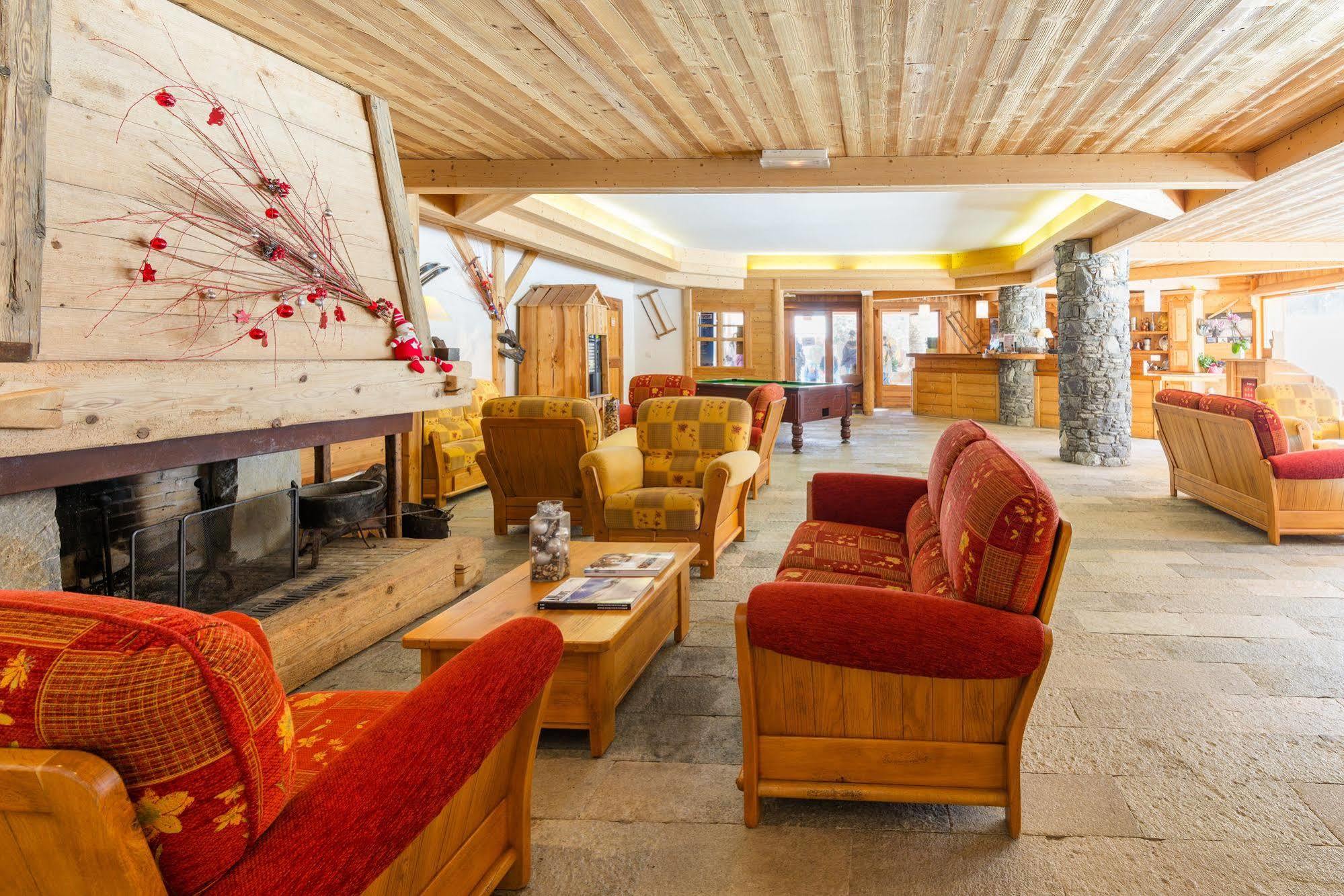Lagrange Vacances Le Hameau Du Rocher Blanc แซร์ เชอวาลิเยร์ ภายนอก รูปภาพ